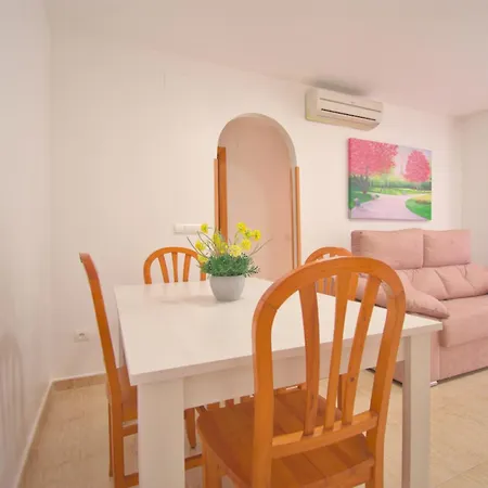 Castillo Playa By Edeal Homes דירה