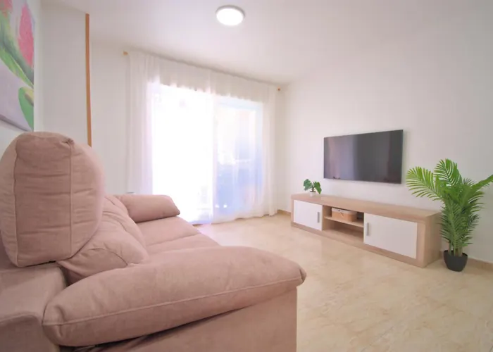 Castillo Playa By Edeal Homes * دينايا