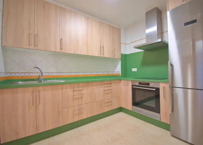 Castillo Playa By Edeal Homes アパート