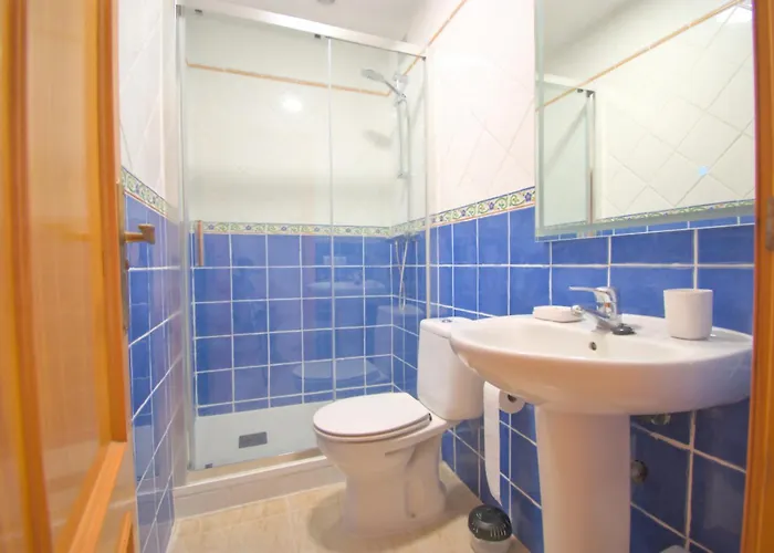 Castillo Playa By Edeal Homes アパート